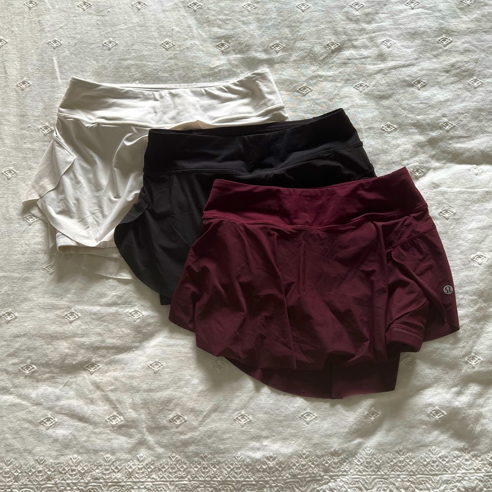 White Lululemon size 4 Tennis Skort